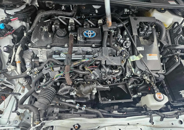Toyota Corolla cena 35700 przebieg: 30000, rok produkcji 2020 z Wilamowice małe 254